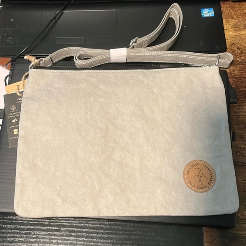 Colibries Vegan Tulsi Stone Washable Paper Bag - NWT